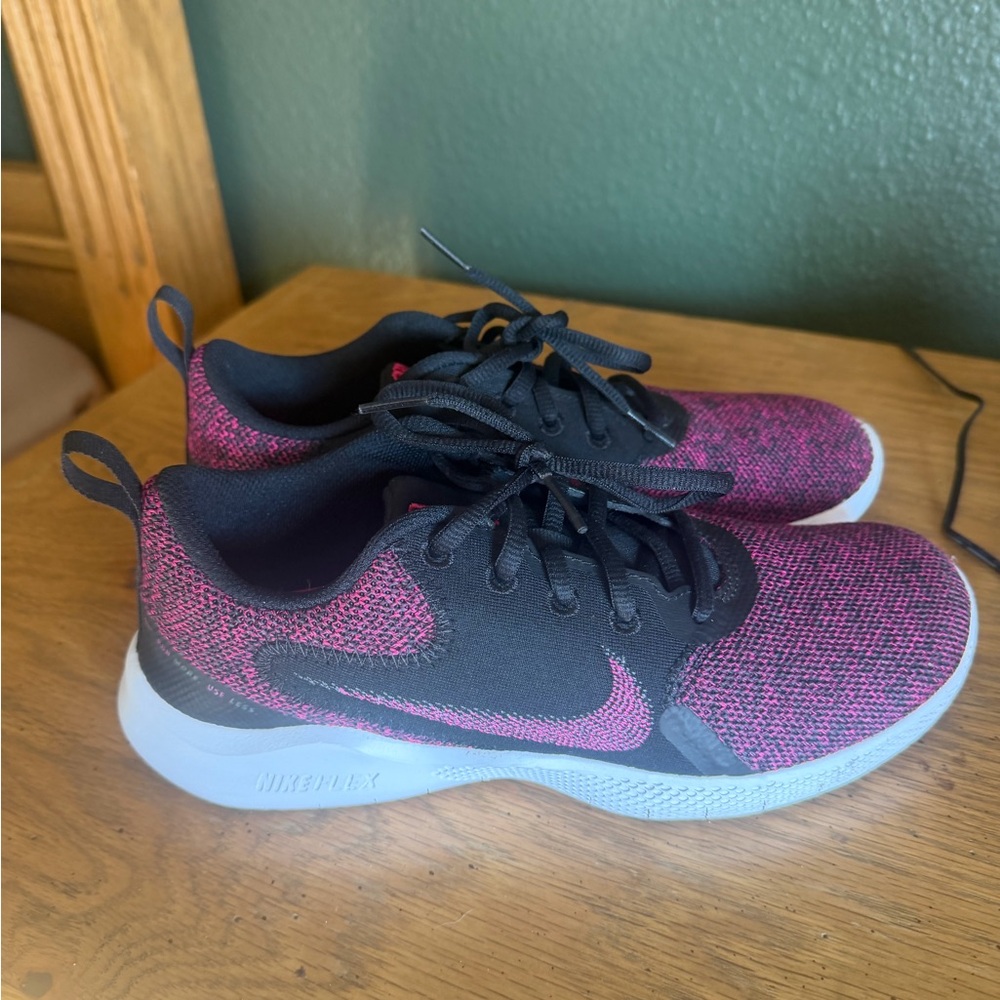 Nike Kids Black and Pink Knit Sneakers